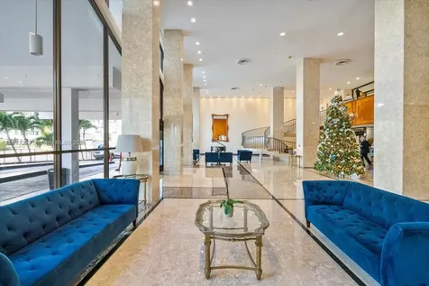 5601 Collins Avenue Miami Beach FL 33140