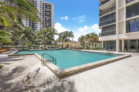 5380 N Ocean Drive Riviera Beach FL 33404