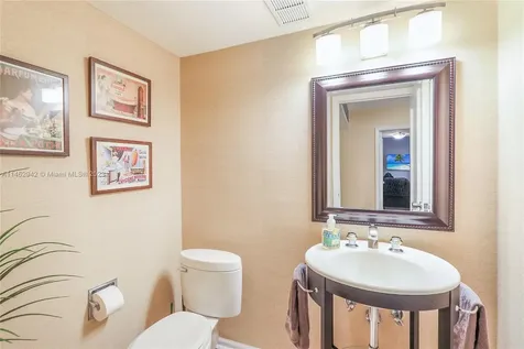 5380 N Ocean Drive Riviera Beach FL 33404
