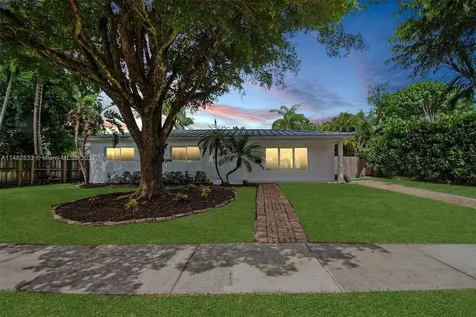 8120 SW 62nd Place South Miami FL 33143