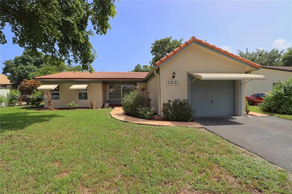 1321 NW 93rd Avenue Pembroke Pines FL 33024
