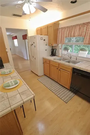 1321 NW 93rd Avenue Pembroke Pines FL 33024