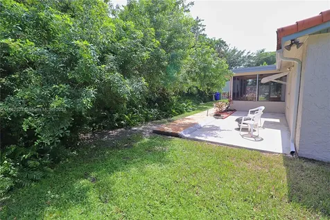 1321 NW 93rd Avenue Pembroke Pines FL 33024