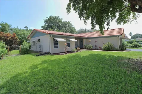1321 NW 93rd Avenue Pembroke Pines FL 33024