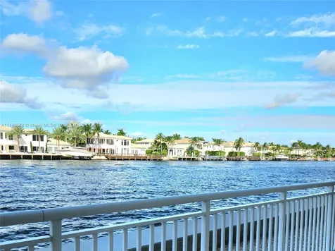 1600 S Ocean Drive Hollywood FL 33019