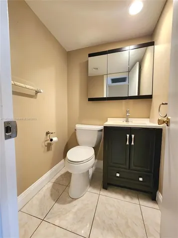1600 S Ocean Drive Hollywood FL 33019