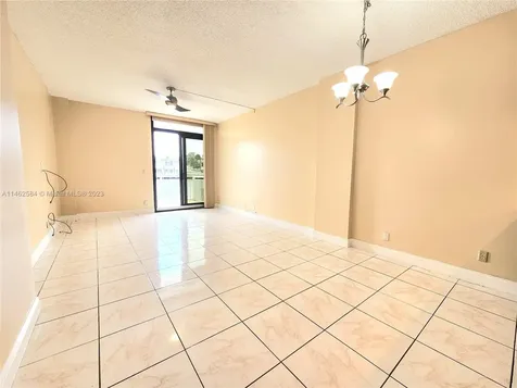 1600 S Ocean Drive Hollywood FL 33019