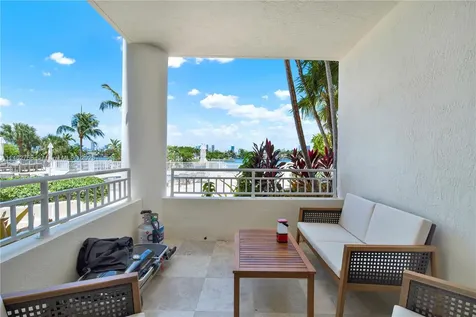 1 Century Lane Miami Beach FL 33139
