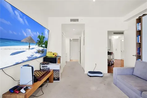 1 Century Lane Miami Beach FL 33139