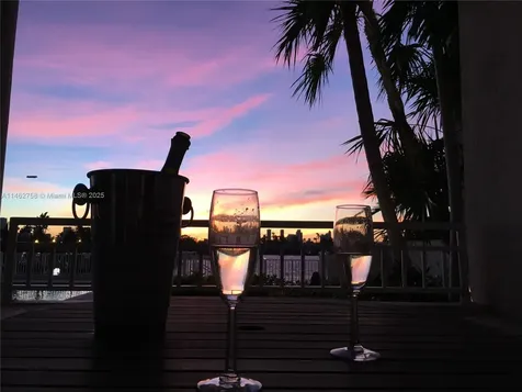 1 Century Lane Miami Beach FL 33139