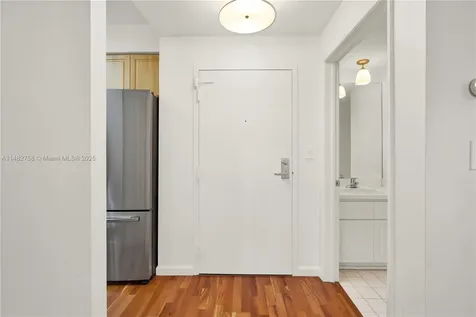 1 Century Lane Miami Beach FL 33139