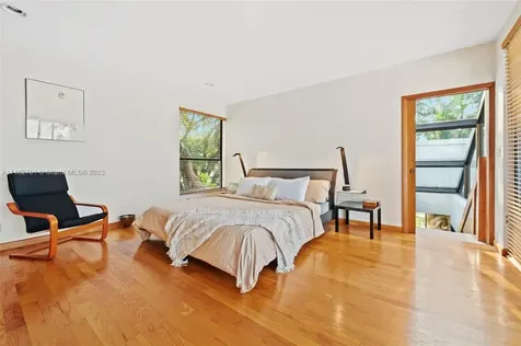 2345 NE 213th Terrace Miami FL 33180