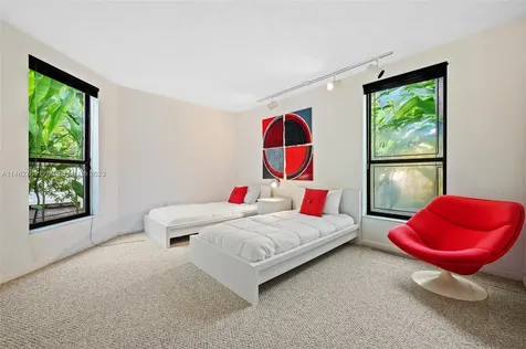 2345 NE 213th Terrace Miami FL 33180