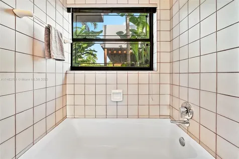 2345 NE 213th Terrace Miami FL 33180