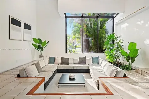 2345 NE 213th Terrace Miami FL 33180
