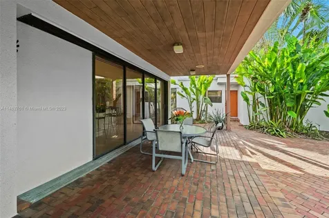 2345 NE 213th Terrace Miami FL 33180