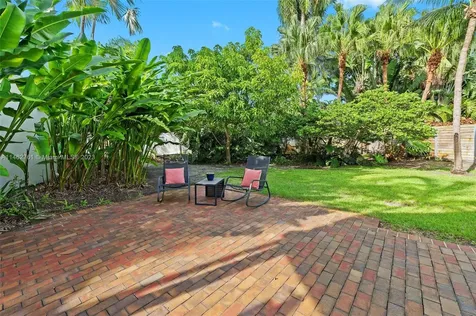 2345 NE 213th Terrace Miami FL 33180