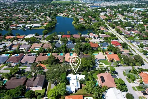 2345 NE 213th Terrace Miami FL 33180