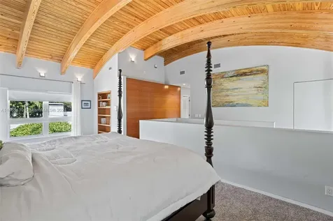10650 SW 68th Avenue Pinecrest FL 33156