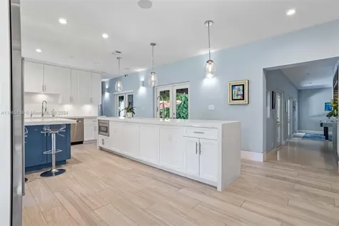 10650 SW 68th Avenue Pinecrest FL 33156