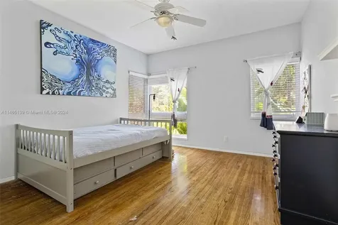 10650 SW 68th Avenue Pinecrest FL 33156
