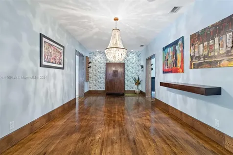 10650 SW 68th Avenue Pinecrest FL 33156