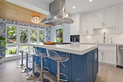 10650 SW 68th Avenue Pinecrest FL 33156