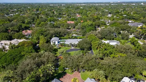 10650 SW 68th Avenue Pinecrest FL 33156