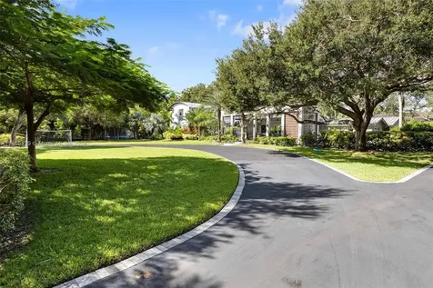 10650 SW 68th Avenue Pinecrest FL 33156