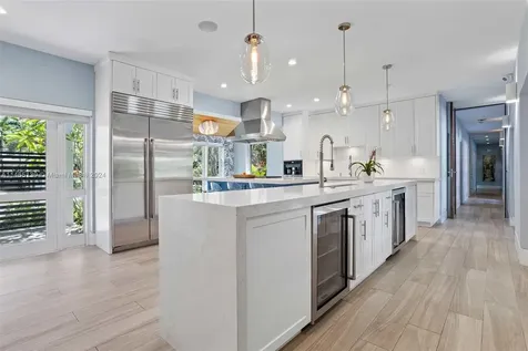 10650 SW 68th Avenue Pinecrest FL 33156