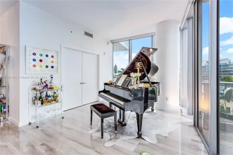 801 S Pointe Drive Miami Beach FL 33139