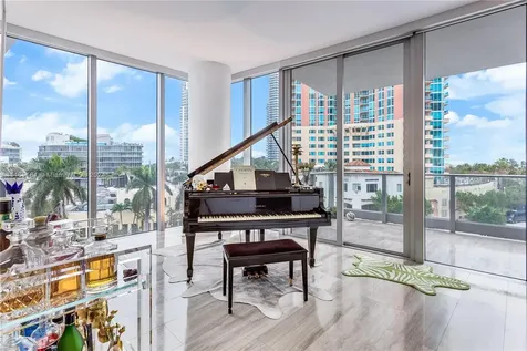 801 S Pointe Drive Miami Beach FL 33139