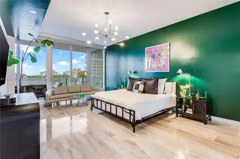 801 S Pointe Drive Miami Beach FL 33139