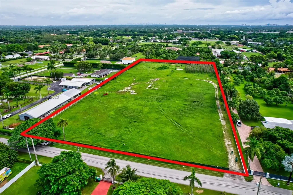 6501 SW 125th Avenue Miami FL 33183