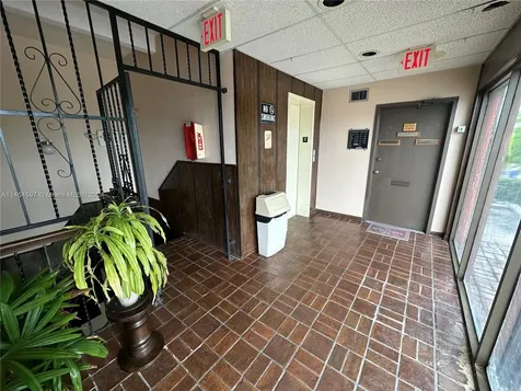 4505 W Flagler Street Miami FL 33134