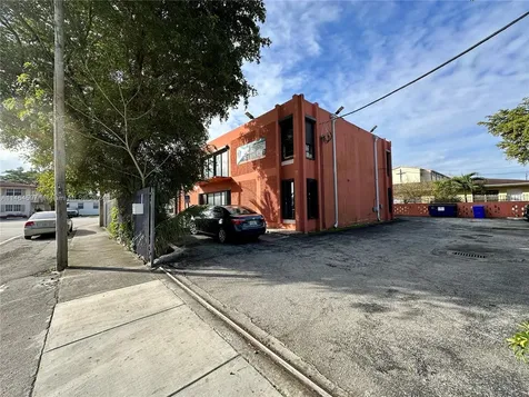 4505 W Flagler Street Miami FL 33134