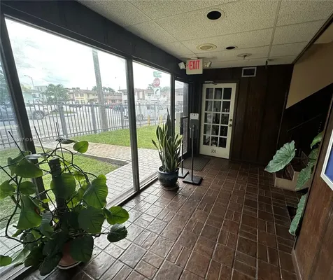 4505 W Flagler Street Miami FL 33134