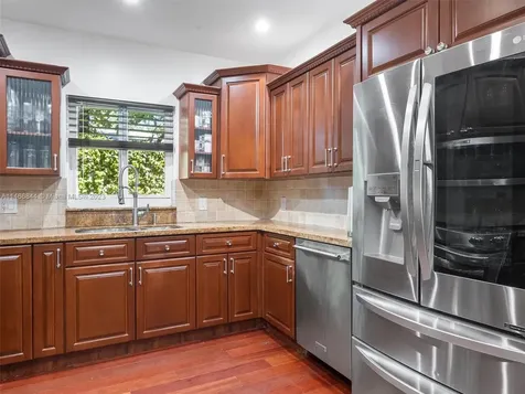 7504 Jewel Avenue North Bay Village FL 33141