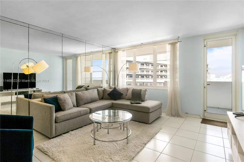 100 Lincoln Road Miami Beach FL 33139