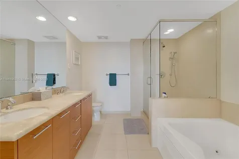 50 Biscayne Boulevard Miami FL 33132