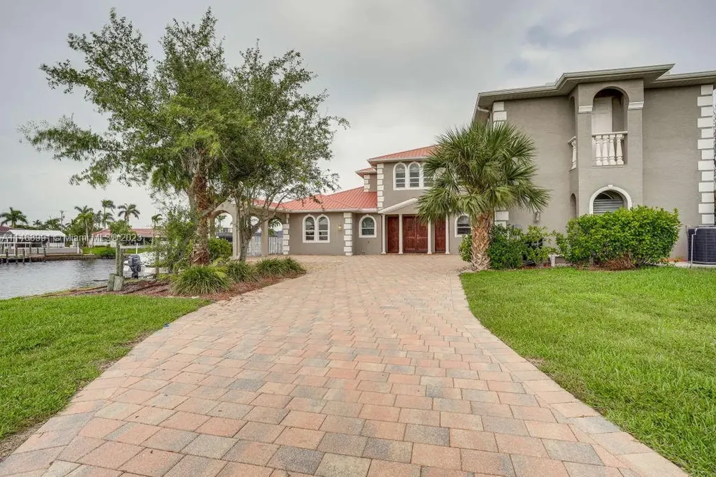 1759 SE 46th Street Cape Coral FL 33904