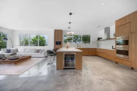 867 NE 76th Street Miami FL 33138