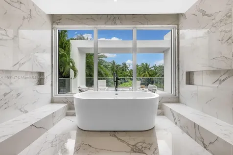 867 NE 76th Street Miami FL 33138