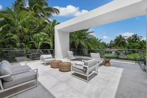 867 NE 76th Street Miami FL 33138