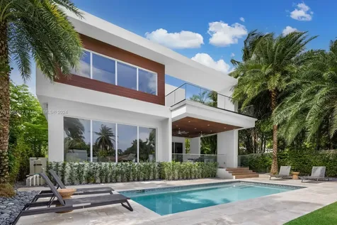 867 NE 76th Street Miami FL 33138