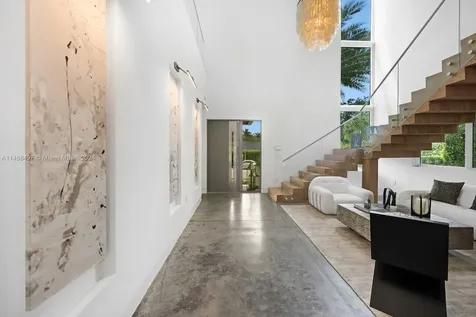 867 NE 76th Street Miami FL 33138