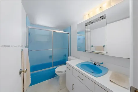 1033 Lenox Avenue Miami Beach FL 33139
