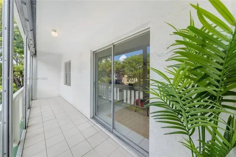 1033 Lenox Avenue Miami Beach FL 33139
