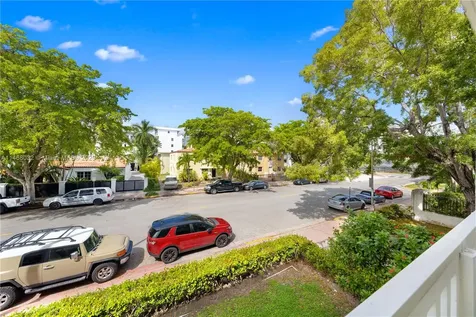 1033 Lenox Avenue Miami Beach FL 33139
