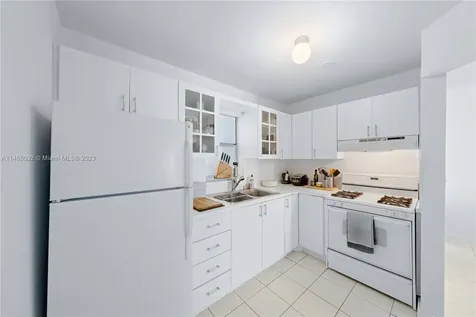 1033 Lenox Avenue Miami Beach FL 33139